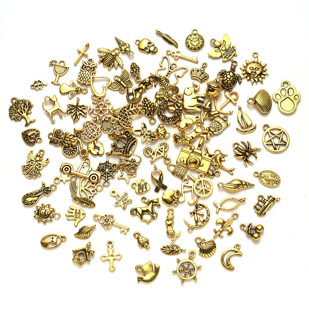 100 Assorted Gold Alloy Pendants
